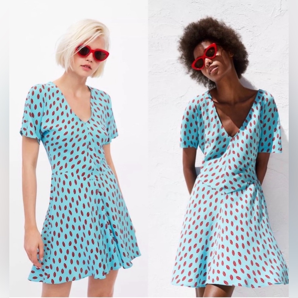 💋 Zara Turquoise Lip Print Mini Dress 👗 Flowy Viscose 💫 Size M - Picture 3 of 6